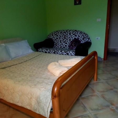 Manthoguesthouse Gjirokastër Екстериор снимка